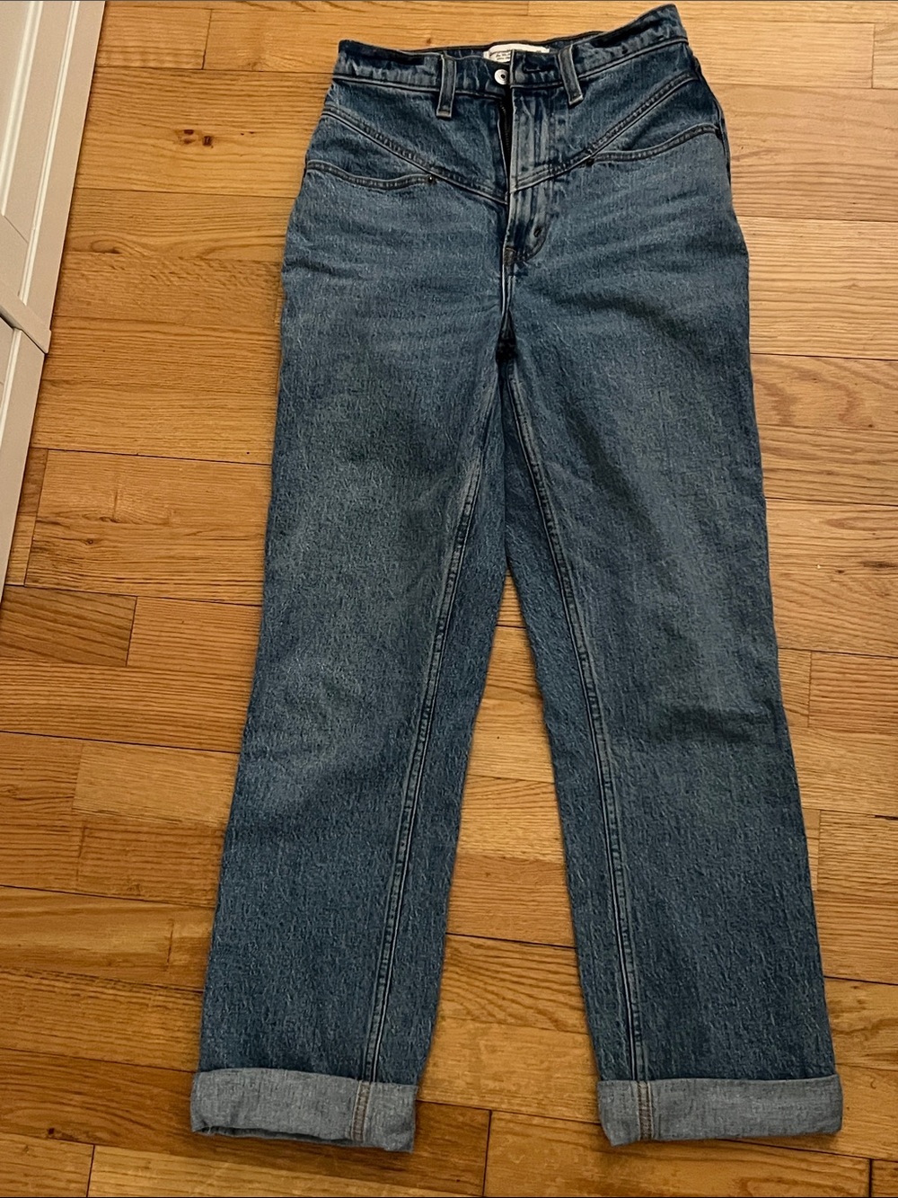 Abercrombie & Fitch Dark BlueUltra High Rise  Boyfriend Jeans